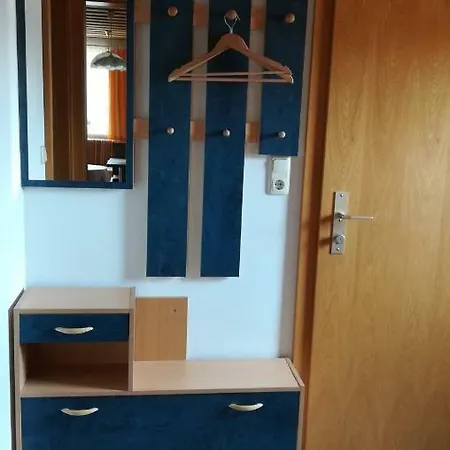 アパート Grabler